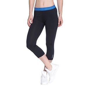 NWT Reebok Crop Leggings Medium